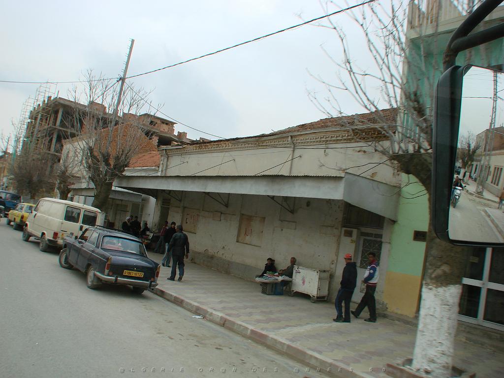 LE TELAGH EX CAFE L ESCALE 03.jpg -                                